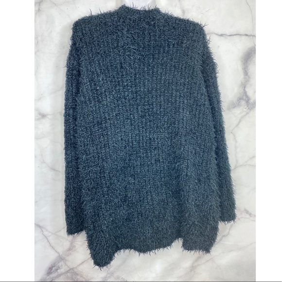 KENSIE BLACK FLUFFY SWEATER MEDIUM PRELOVED Y2K - Picture 2 of 7